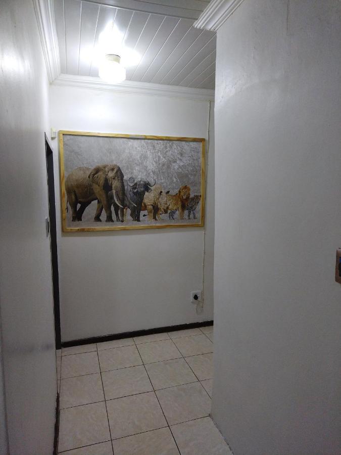 Cheers Guest House Evander ภายนอก รูปภาพ